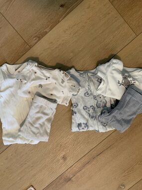 Carter's Neutral Baby Onesie & Sleepwear Sets 6 Months